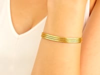 14k Gold 7 inch Three Strand Herringbone Chain Bracelet (1.80 mm)