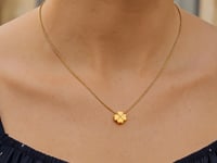 14k Gold Polished Four Leaf Clover Necklace w/Diamond (.004 cttw)